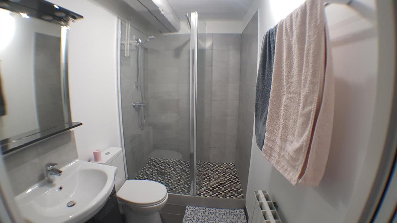 Appartement Avec Jardin Hyper Entre Valenciennes Exteriör bild